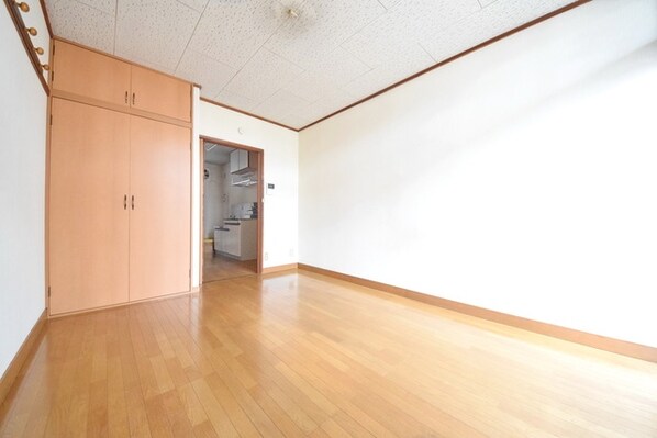 メゾネット泉の物件内観写真